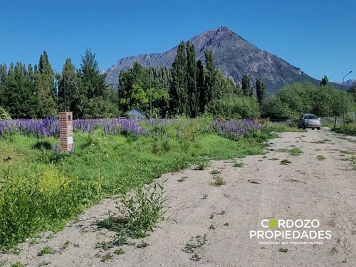 Hermosos Terrenos En El Centro De El Hoyo, Chubut.