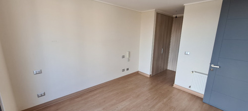 Amplio Y Moderno Departamento 1/d En Ñuñoa