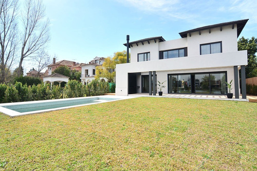 Imagen 11 de 30 de Casa En Venta En Santa Barbara, Tigre, G.b.a. Zona Norte