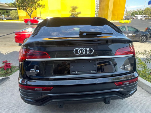 Audi Q5 2.0 L 45 Tfsi Elite Mhev