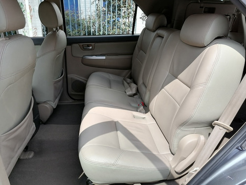 Toyota Fortuner Urbana 2700cc 4x2 At Aa Ab Abs