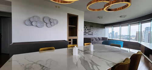 Venta En Torre Renoir - 3 Ambientes - Piso Alto - Puerto Madero