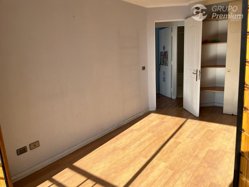 Venta Homeoffice Plaza Ñuñoa 4d/2b/1est/1bod 102 M2