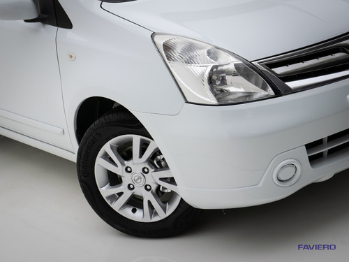 Nissan Livina X-gear Sl 1.8 16v (flex) (aut)