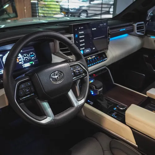 Toyota Sequoia 4WD CAPSTONE