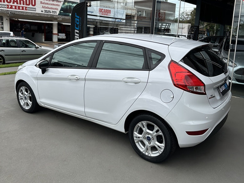 Ford Fiesta 1.6 SE HATCH 16V FLEX 4P POWERSHIFT