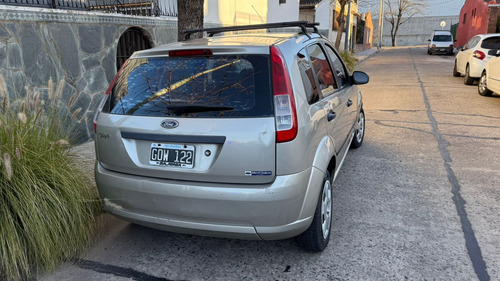 Ford Fiesta 1.6 Ambiente Mp3
