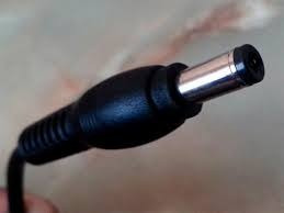 Cargador Lenovo 20v. - 3.25 Amp. Punta Normal