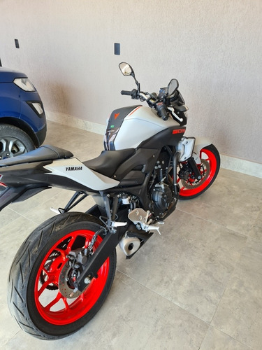 Imagem 2 de 2 de Yamaha Mt 03