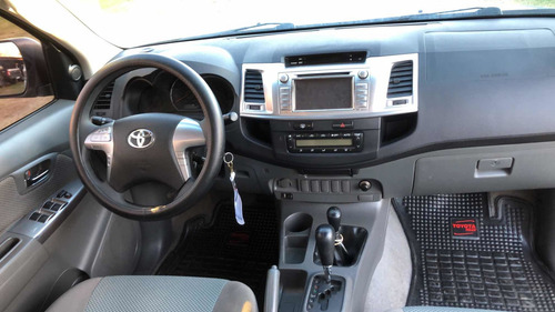Toyota Hilux 3.0 Cd Srv Limited Tdi 171cv 4x4 2015
