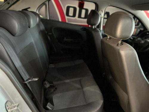 Volkswagen Gol 1.0 12V MPI TOTALFLEX 4P MANUAL
