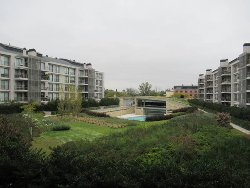 Imagen 2 de 11 de Departamento 3 Ambientes En Venta Con Jardín Propio B° Arboris, Las Lomas. San Isidro