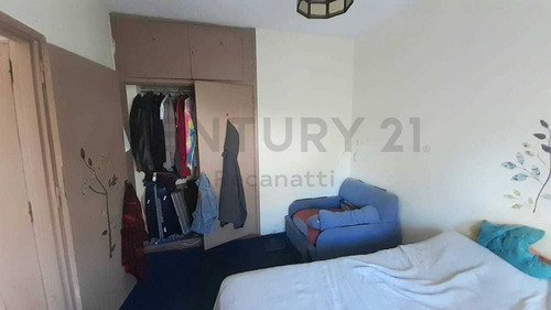 Imagen 4 de 11 de Venta Ph Dos Ambientes A Reciclar. San José. Id 22041