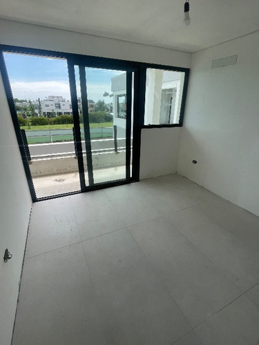 Casa En Venta Con Permuta En Greenville Polo Resort