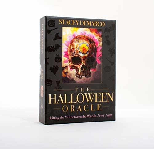 Halloween Oracle Lifting The Veil Between The Worlds Every, De Stacey Demarco. Editorial Blue Angel Gallery, Tapa Blanda En Inglés, 2014