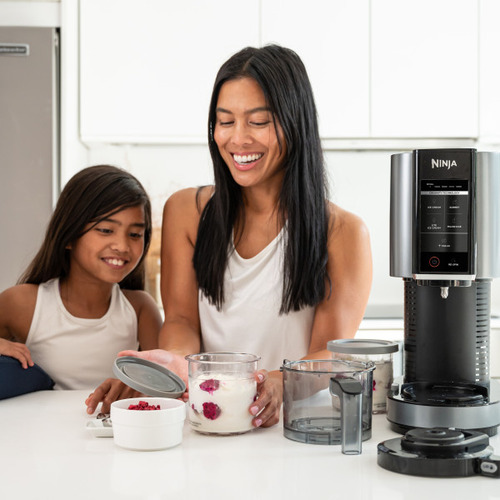 Máquina De Sorvete Ninja Nc300 Creami 500ml Cinza 127v 5em1 Preto 60 Hz