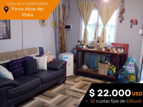 Casa En Venta - 2 Dormitorios 2 Baños - Cochera - 72m2 - Arana, La Plata [financiada]