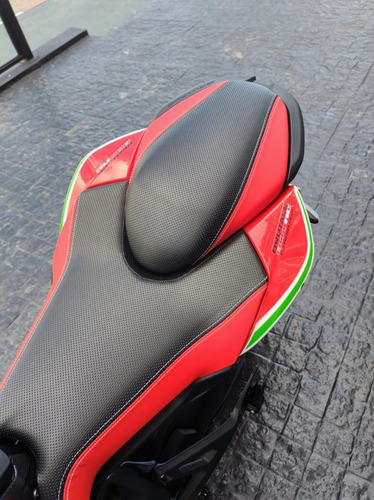 Imagen 14 de 15 de Mv Agusta Brutale Rc - Unidad Numerada 177 De 250!