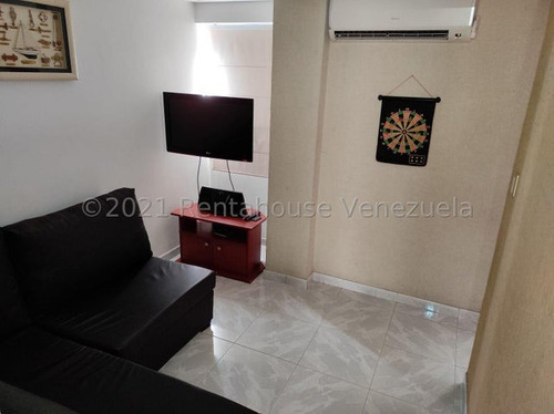 Te Lo Tengo Apartamento En Venta En Montalban Il 24-18779 Mar