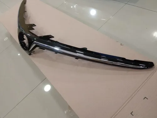 Parrilla Corolla Seg 2020-2024