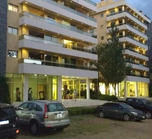 Exclusivo Departamento En Alquiler Building Albar- Pinamar Centro - Alta Gama Con Amenities
