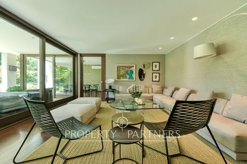 Exclusivo Departamento Con Gran Jardín Del Arquict...