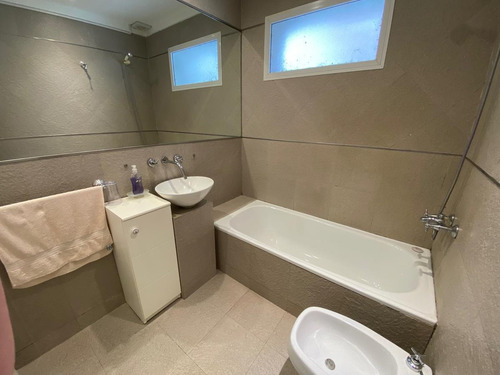 Imagen 12 de 21 de Hermosa Oficina O Departamento · Apto Profesional · La Mejor Zona!