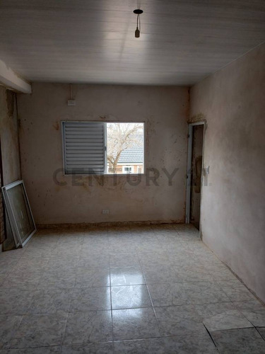 Se Vende Villa Rosas Con 2 Viviendas Rafaela