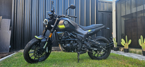 Benelli Leoncino 250