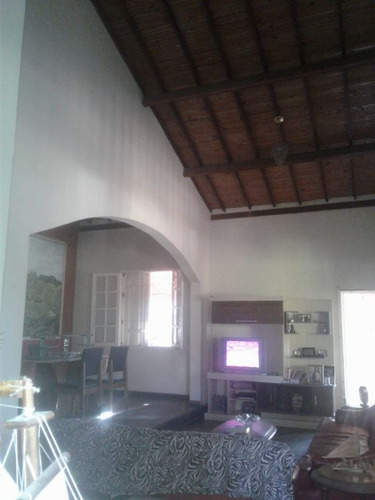 Imagem 5 de 16 de Casa Em Esmeraldas 900 M2 660 Mil - 94717