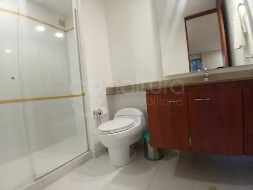 Apartaestudio En Arriendo Lalinde 472-6667