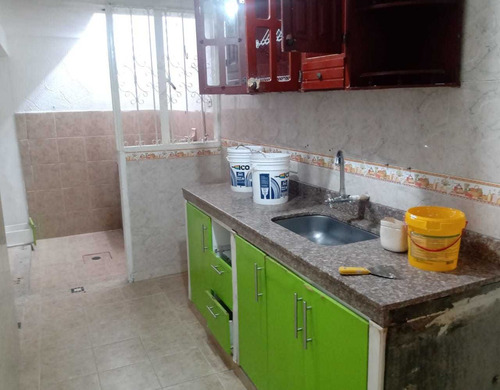 Venta De Casa 3 Niveles Con Excelente Renta - 03