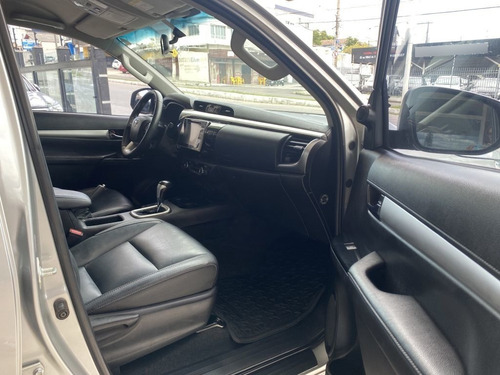 Imagem 11 de 13 de Hilux Cd Srx 4x4 2.8 Tdi 16v Diesel Aut.