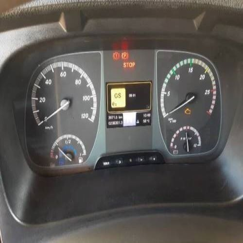 Imagem 9 de 10 de Mercedes Benz Axor 3344 6x4 2016/2016 238.301km