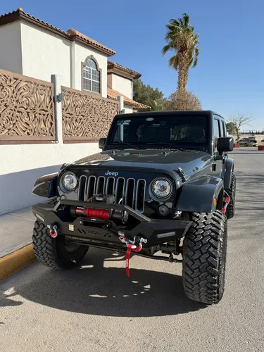 Jeep Wrangler 3.7 Unlimited Sahara 3.6 4x4 At