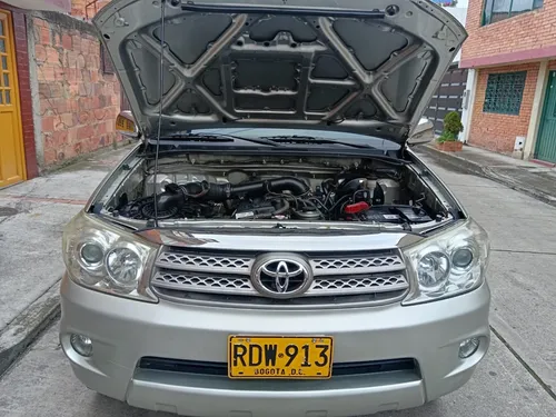 Toyota Fortuner 2.7l 4x4