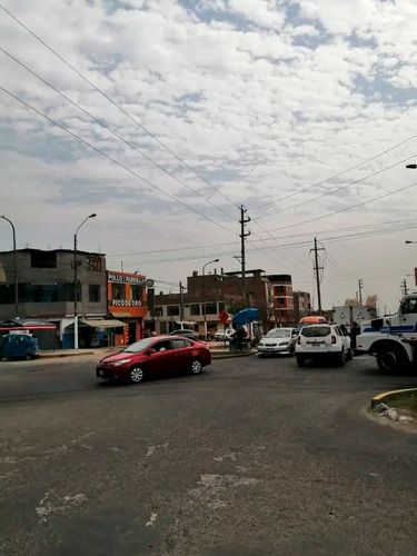 Imagen 3 de 12 de Alquilo Casa O Local ( Avenida Comercial )