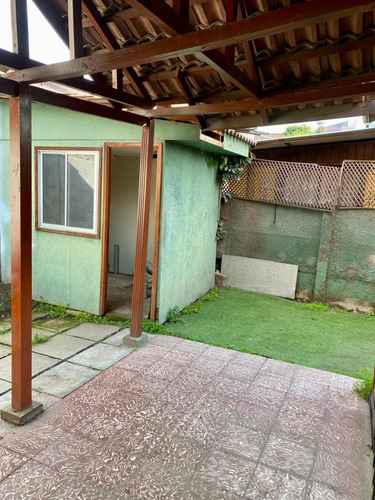 Amplia Y Hermosa Casa Muy Bien Ubicada En Puente Alto