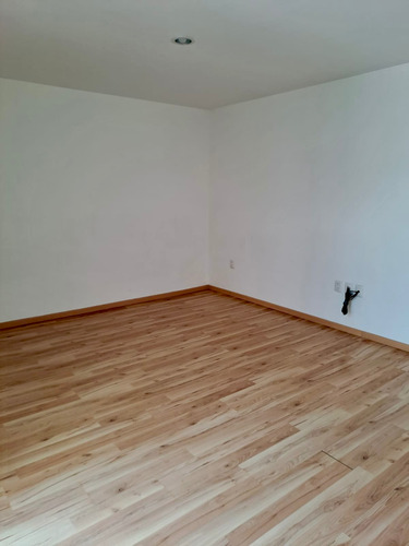 Casa En Venta En Balcones Del Campestre, León, Guanajuato