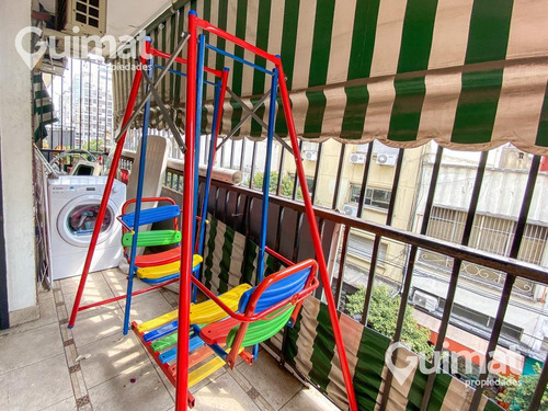 Imagen 4 de 21 de Once 4 Ambientes Baño Toilette Balcon Al Frente Cocina Y Baños Reciclados