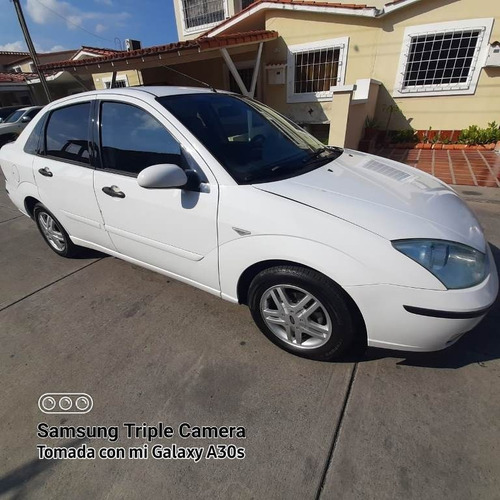 Imagen 3 de 18 de Ford Focus