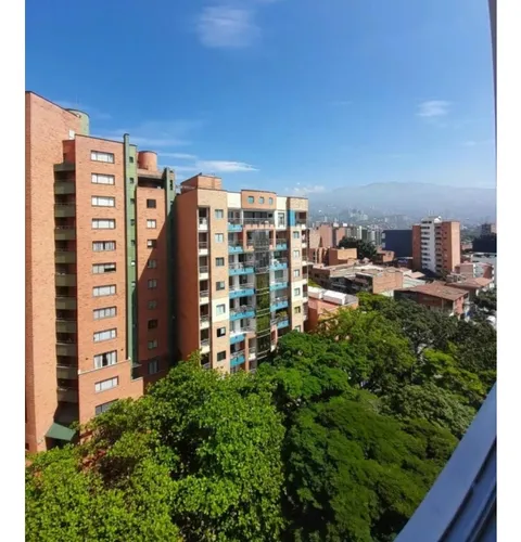 Apartamento En Venta Laureles