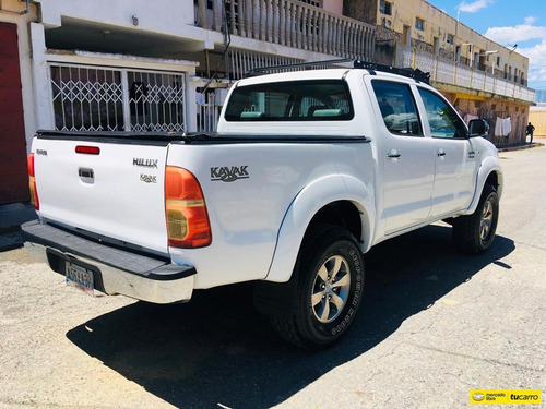 Toyota Hilux Kavak 4x4 Automático
