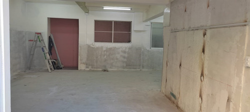 Local Comercial En Arriendo En Las Condes