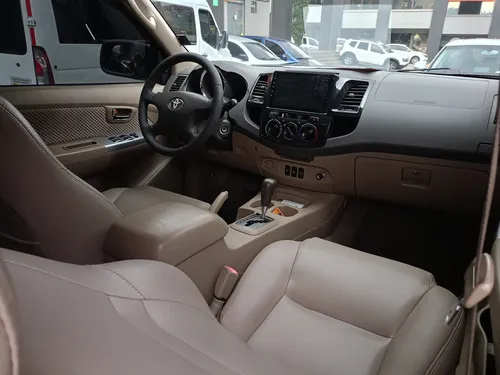 Toyota Fortuner 2.7l 4x2