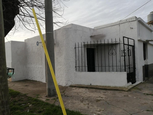 Casa En Venta - 1 Dormitorio 5 Baños - 212mts2 - Ensenada