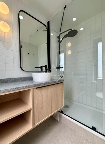 Duplex A Estrenar , En El Corazon De Vitacura-vista Norte