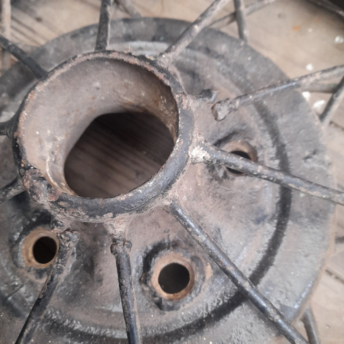 Imagem 2 de 9 de Roda Aro 21 Fordinho Ford Antigo Raiada Pra Restauro