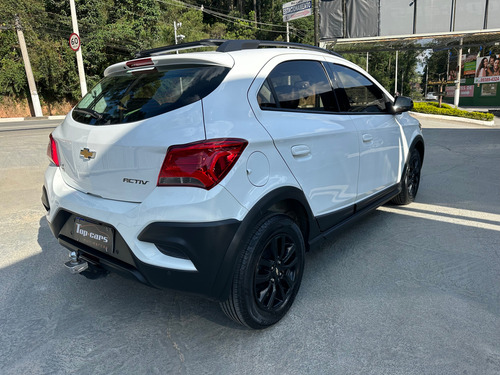 Chevrolet Onix ONIX HATCH ACTIV 1.4 8V FLEX 5P AUT.