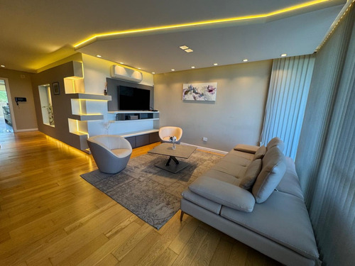 Exclusivo Dpto. De Categoría En Venta En Chateau Village. Totalmente Equipado Y Amoblado